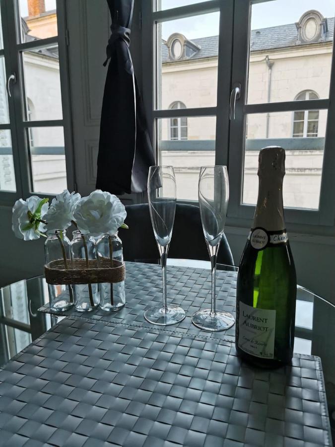 Le Papillon De La Cathedrale - Calme - Jardin - Wifi Apartment Troyes Exterior photo